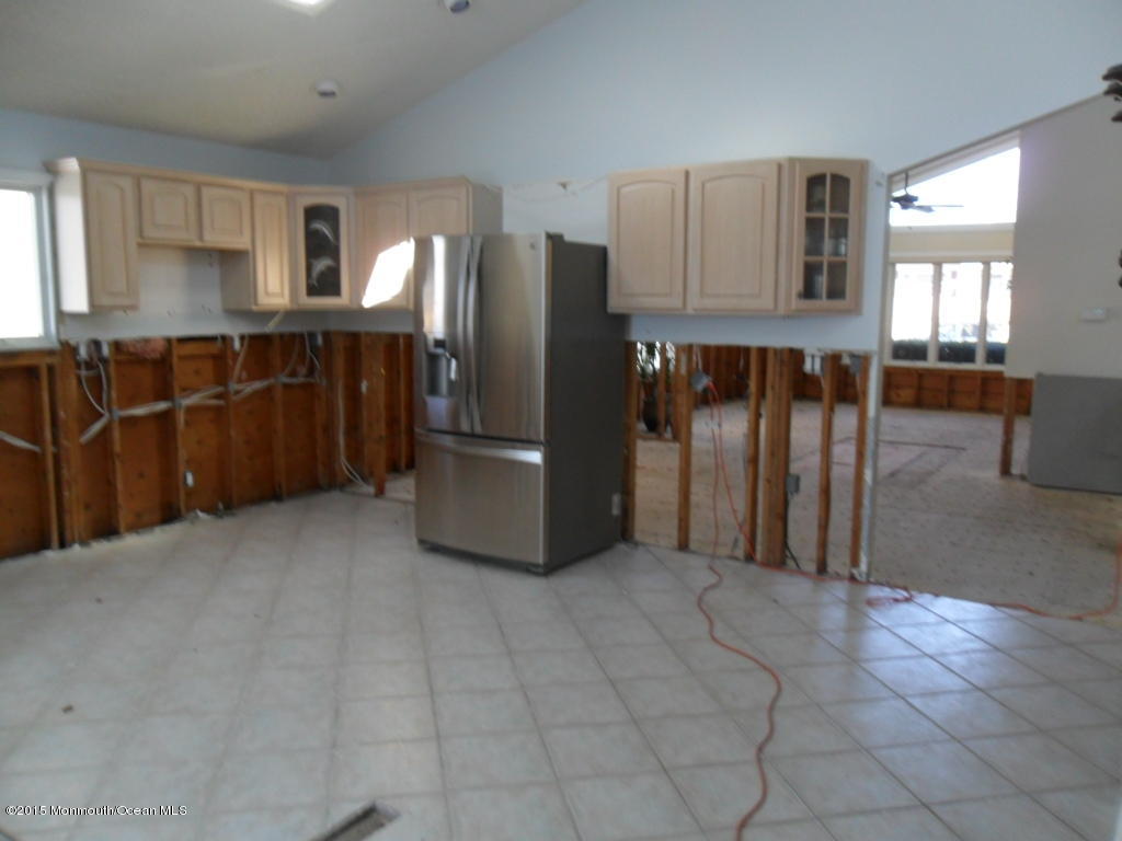 145 Pinewood Road Toms River, NJ 08753 - Photo 21 of 24 099.JPG