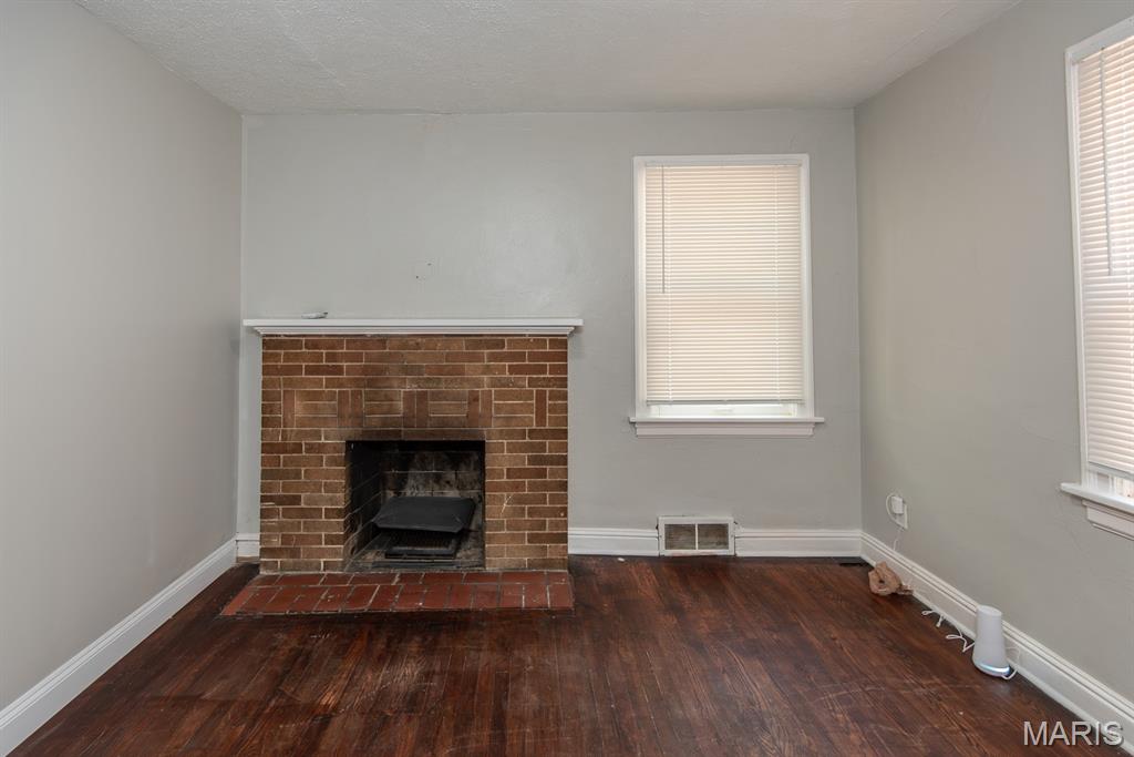 320 Henquin Drive Ferguson, MO 63135 - Photo 17 of 44