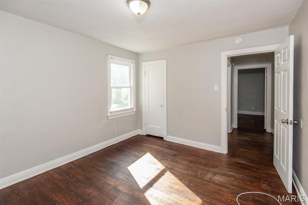 320 Henquin Drive Ferguson, MO 63135 - Photo 23 of 44