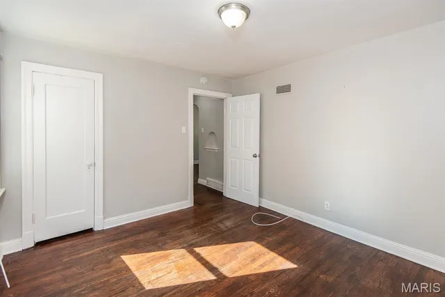 $1,380 | 320 Henquin Drive, Ferguson, MO 63135