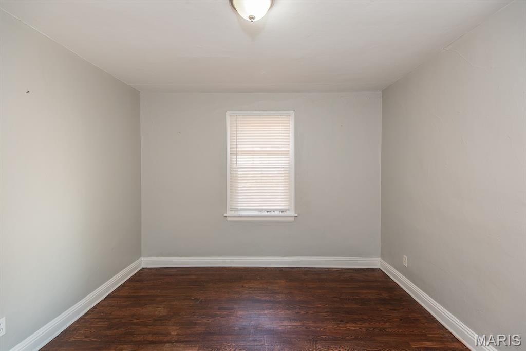 320 Henquin Drive Ferguson, MO 63135 - Photo 26 of 44