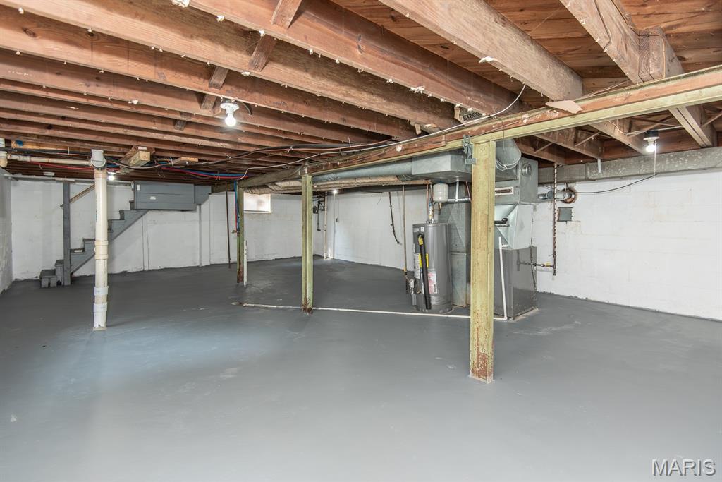 320 Henquin Drive Ferguson, MO 63135 - Photo 42 of 44