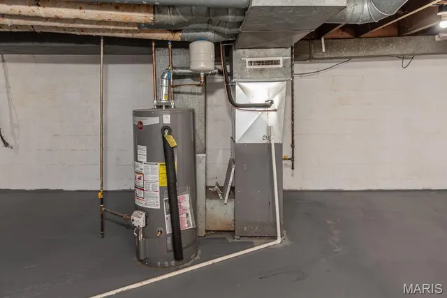 $1,380 | 320 Henquin Drive, Ferguson, MO 63135