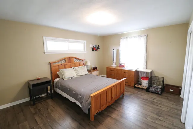 $269,900 | 8264 East Schnellville Road, Birdseye, IN 47513