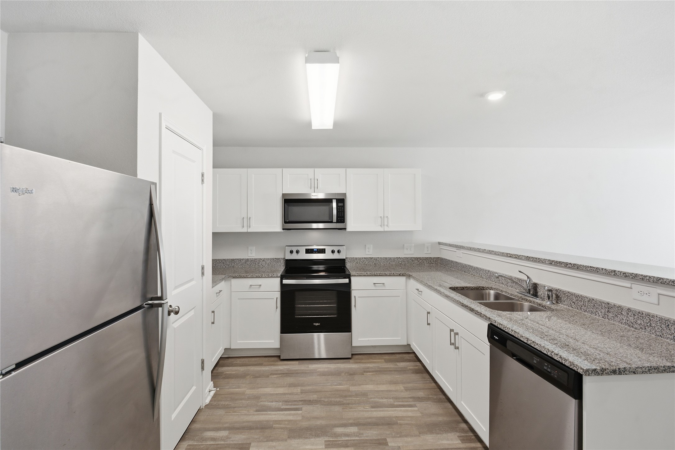 15626 Del Norte Drive Conroe, TX 77306 - Photo 8 of 33