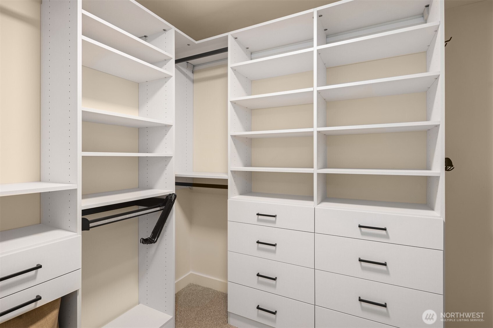 909 5th Avenue, Unit 204 Seattle, WA 98164 - Photo 16 of 29