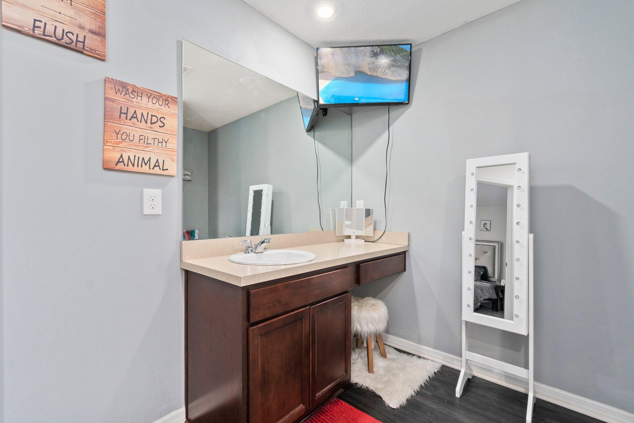 2001 Southwest Libra Lane Port St. Lucie, FL 34984 - Photo 16 of 29 17-web-or-mls-DSC04874