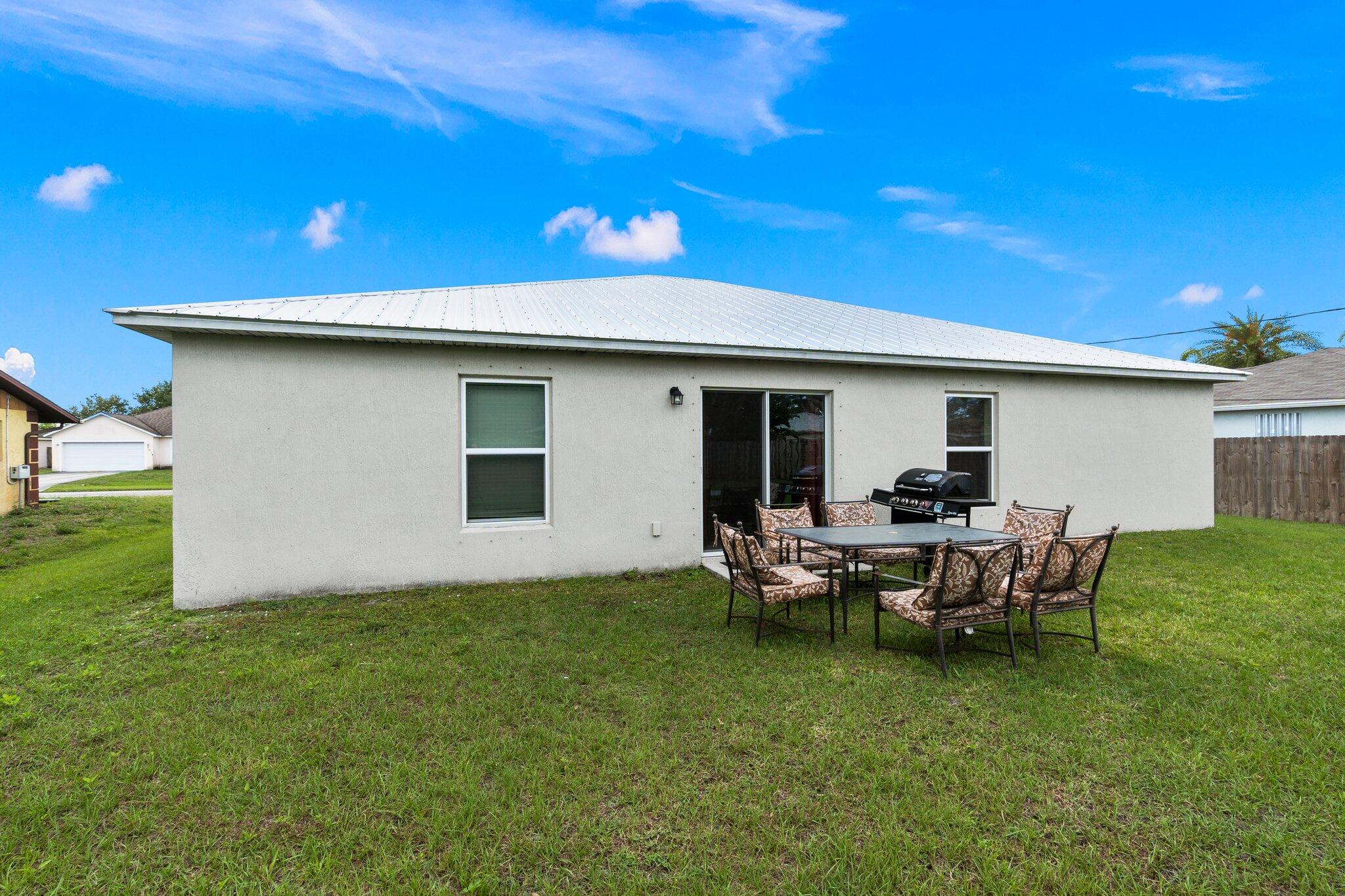 2001 Southwest Libra Lane Port St. Lucie, FL 34984 - Photo 21 of 29 25-web-or-mls-DSC04730