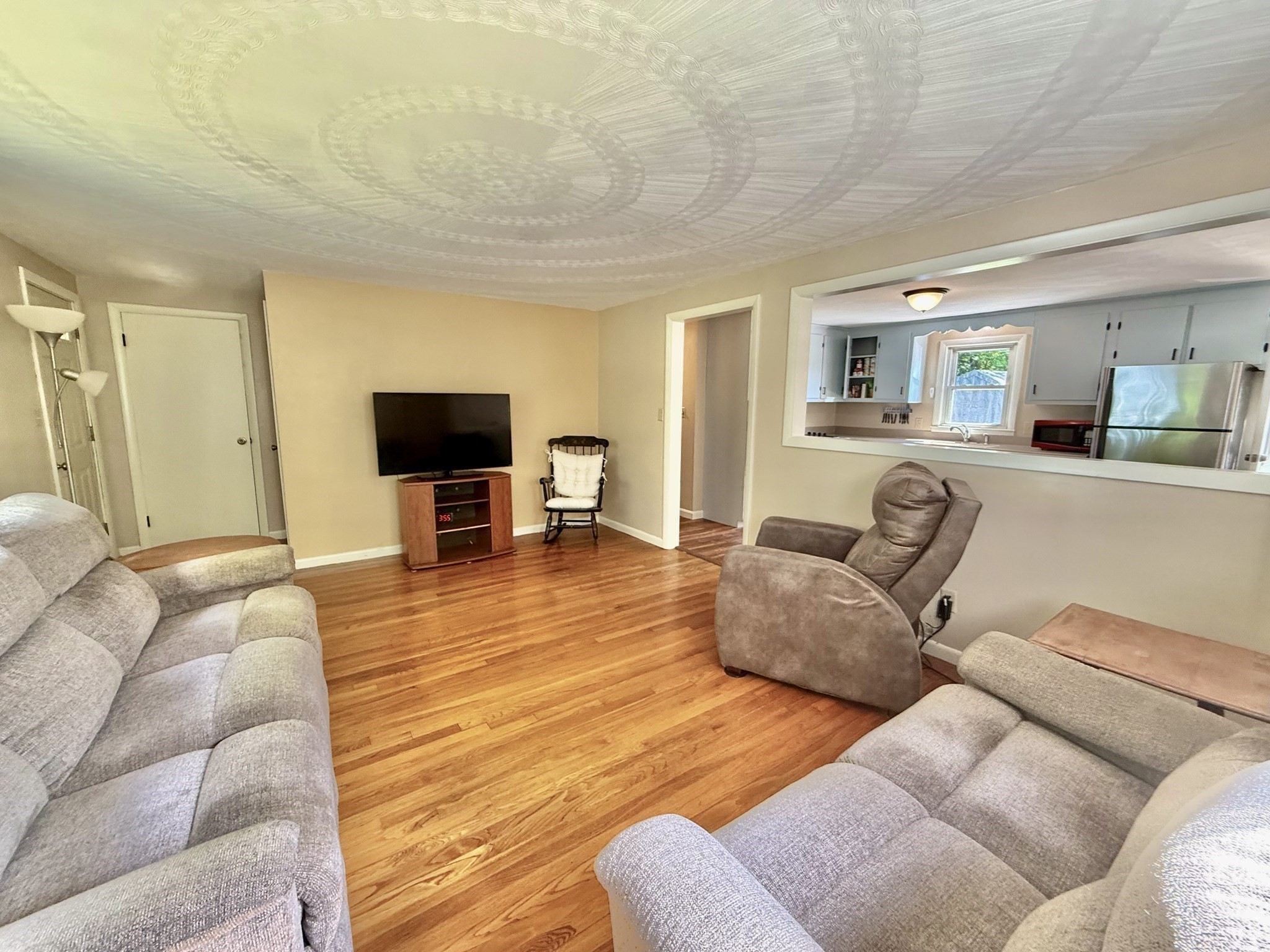 9 R Gates Terrace Sterling, MA 01564 - Photo 7 of 21 Gallery Image 7