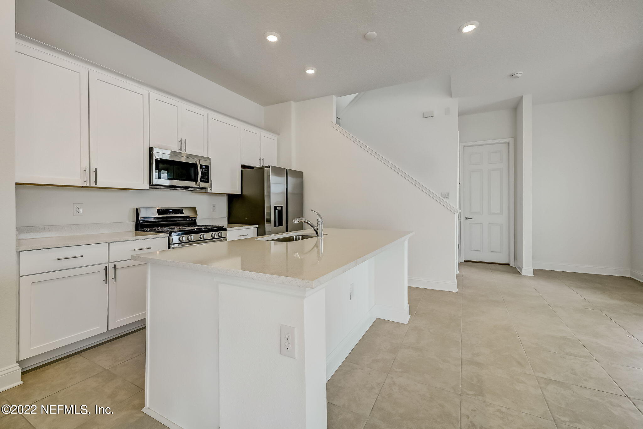 357 Rum Runner Way St. Johns, FL 32259 - Photo 13 of 64 16-web-or-mls-16_LR_357_Rum_Runner_Wy_Al