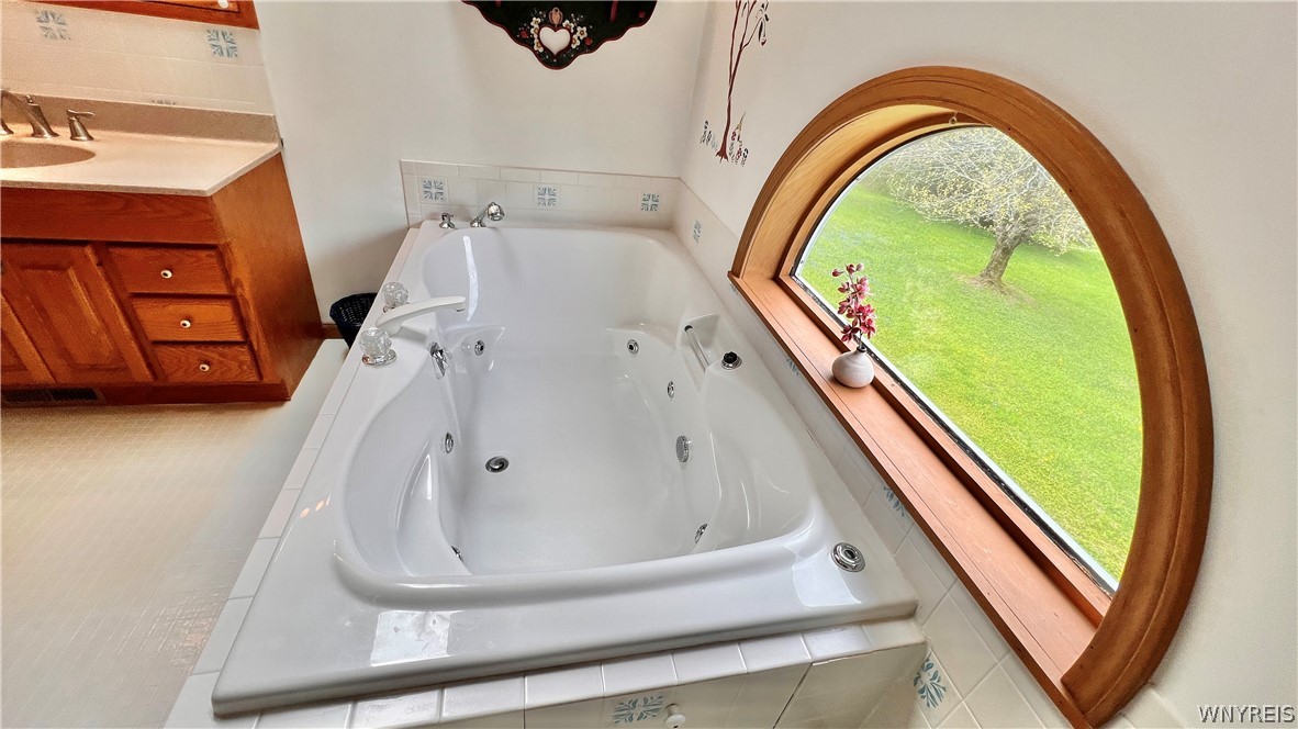 7362 Windsor Road Mansfield, NY 14731 - Photo 26 of 49 upper jacuzzi tub bathroom