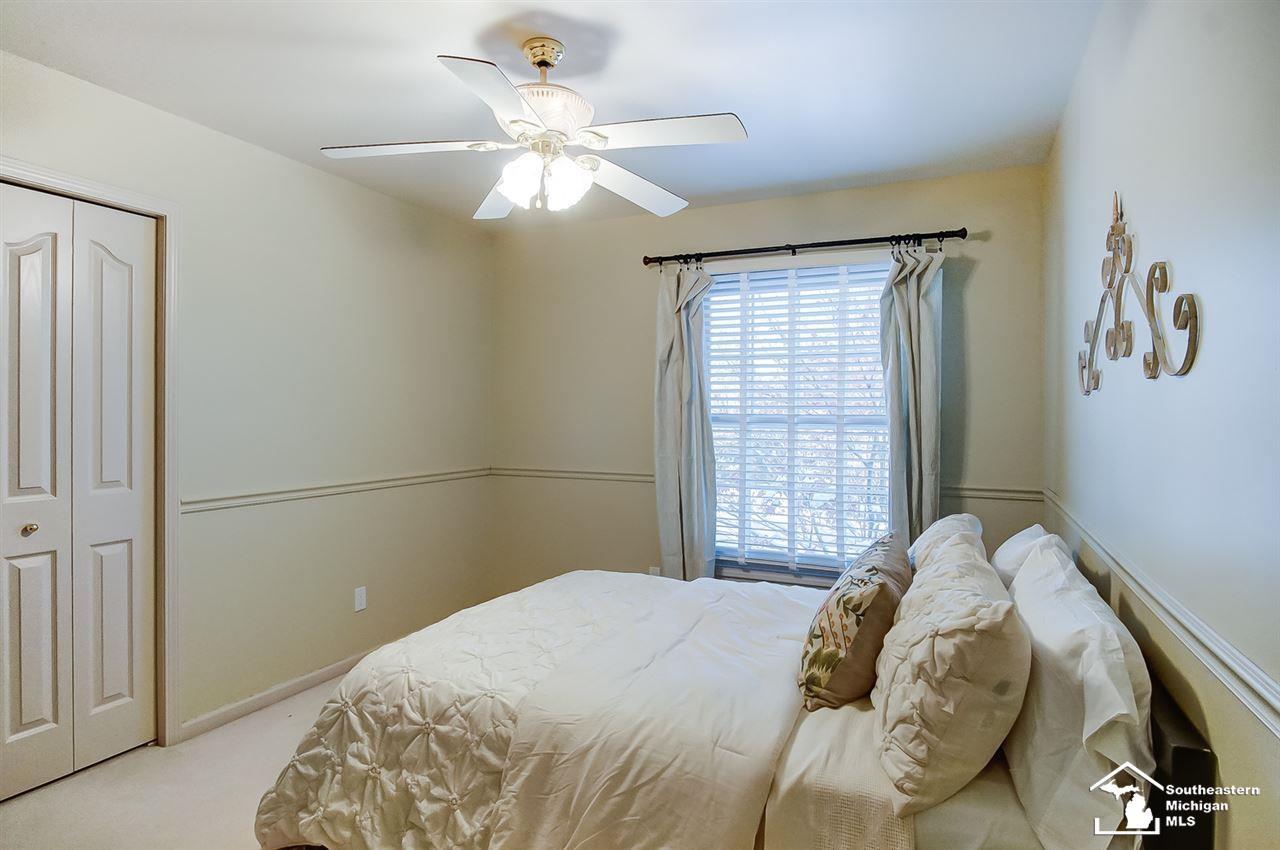 894 Kings Park Road Monroe, MI 48161 - Photo 37 of 54 50000074-36.JPG