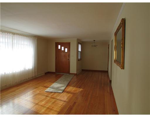 1202 Eastgate Road Springfield, OH 45503 - Photo 3 of 12