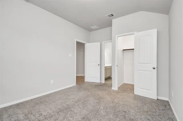 $2,500 | 2131 Levant Lane, Baytown, TX 77523