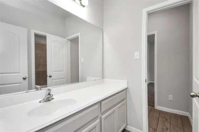 $2,500 | 2131 Levant Lane, Baytown, TX 77523