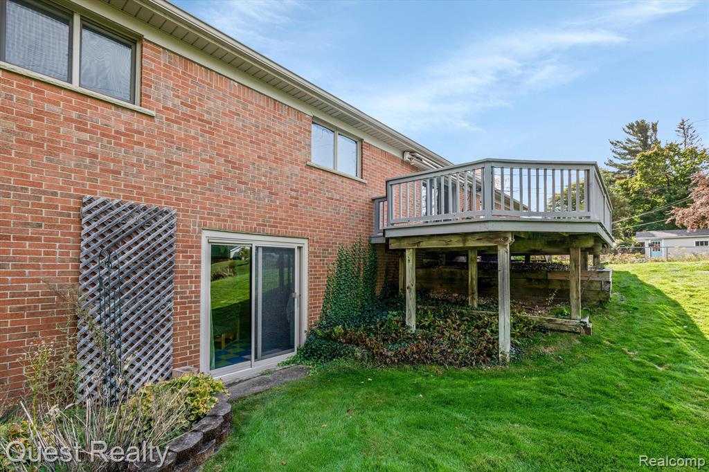 1401 Sycamore Drive Rochester Hills, MI 48307 - Photo 44 of 45