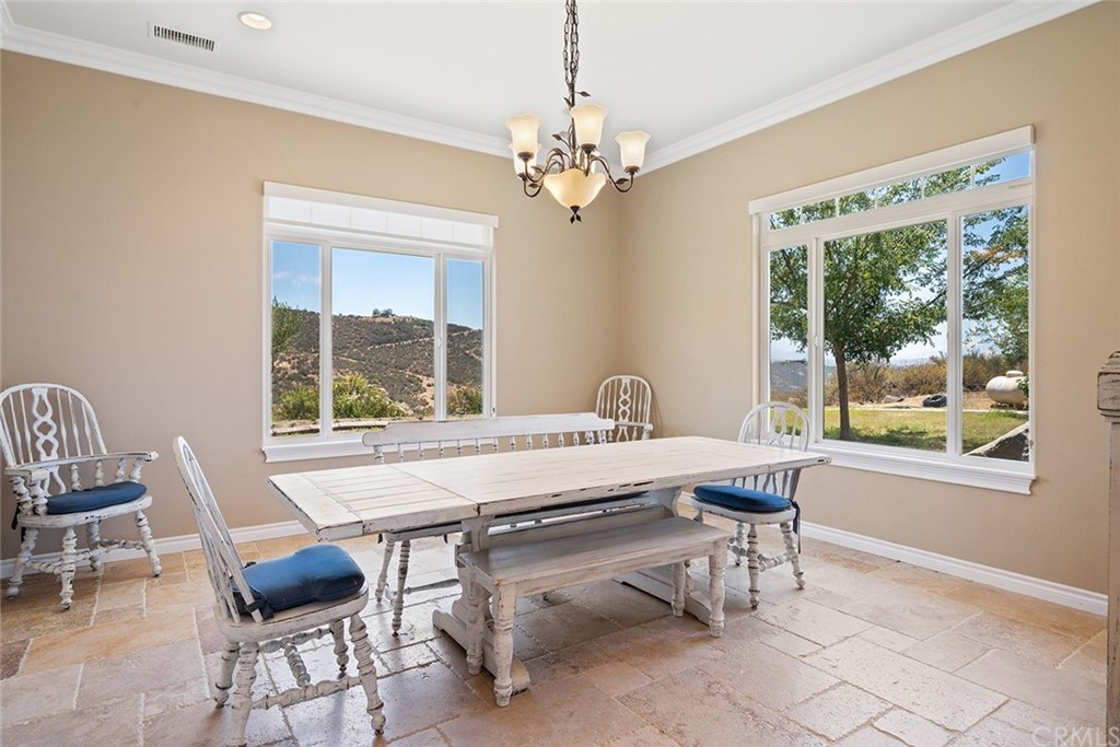 37370 Horsemans Temecula, CA 92592 - Photo 8 of 72