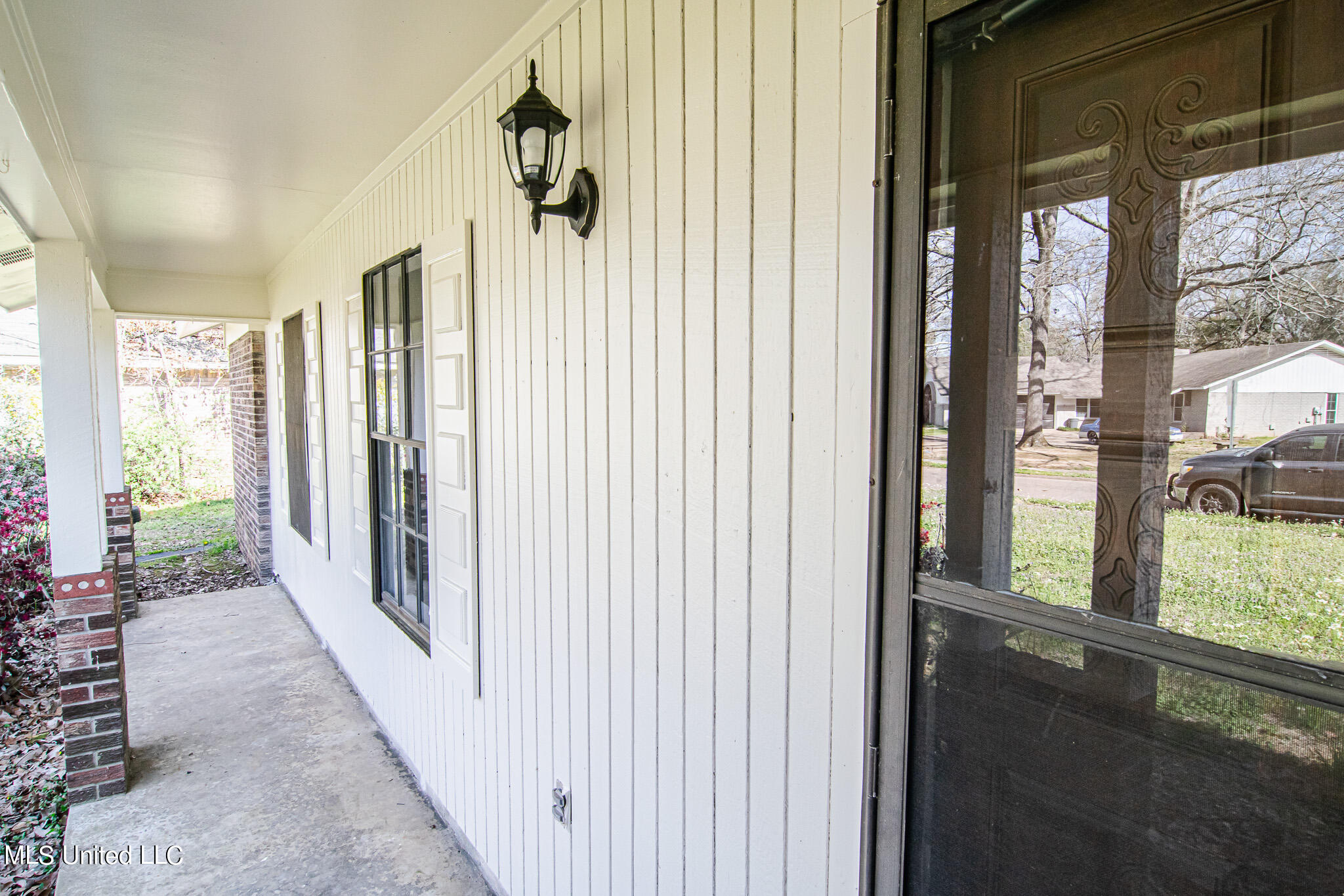 1616 Edgewood Place Clinton, MS 39056 - Photo 3 of 36 DSC_0169