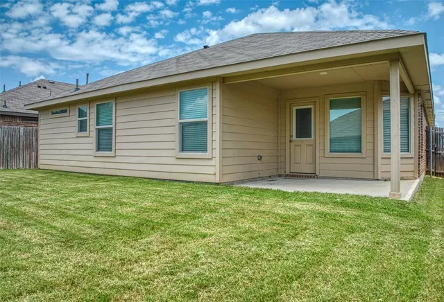 $2,350 | 744 Walls Boulevard, Crowley, TX 76036