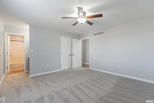 $215,000 | 811 West Monroe Street, Athens, IL 62613