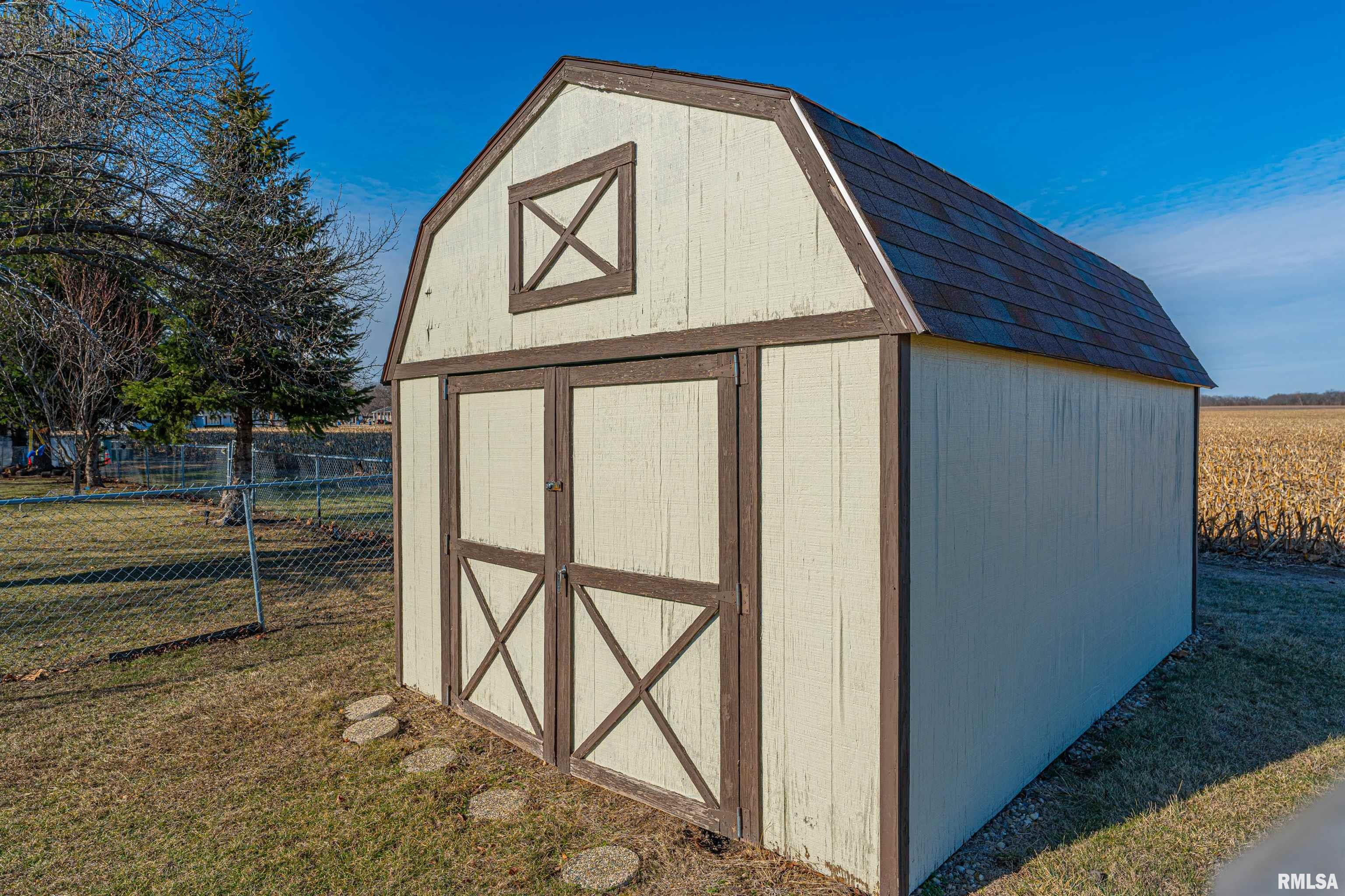 811 West Monroe Street Athens, IL 62613 - Photo 4 of 21