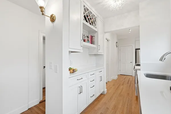 $698,000 | 30 Diab Lane, Unit 8, Cohasset, MA 02025