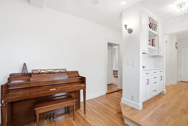 $698,000 | 30 Diab Lane, Unit 8, Cohasset, MA 02025