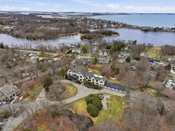 $698,000 | 30 Diab Lane, Unit 8, Cohasset, MA 02025