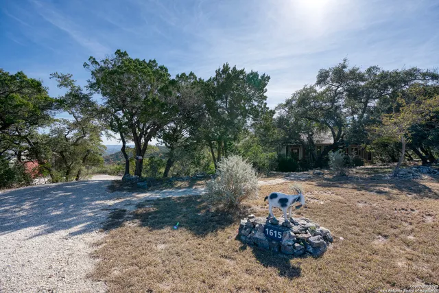 $549,000 | 1615 South Goat Ridge, Pipe Creek, TX 78063