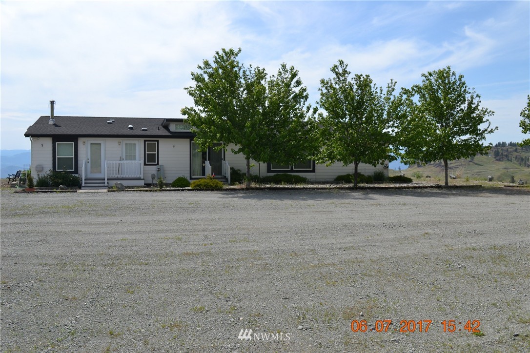 18 Wagon Wheel Road Oroville, WA 98844 - Photo 1 of 25 Gallery Image 1