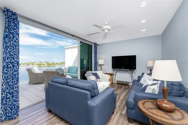 $4,500 | 8013 Bay Point Drive, Englewood, FL 34224