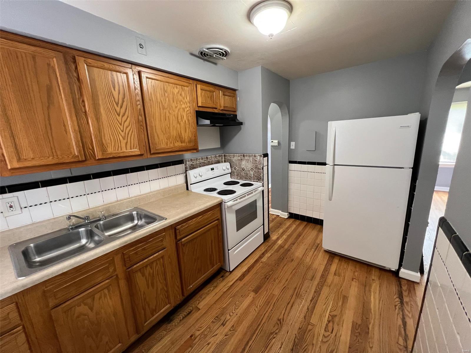8151 Airport Road Berkeley, MO 63134 - Photo 11 of 22 Gallery Image 11