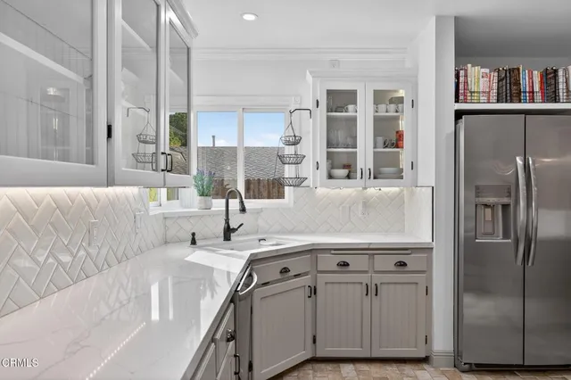 $1,333,000 | 366 Court Avenue, Ventura, CA 93003