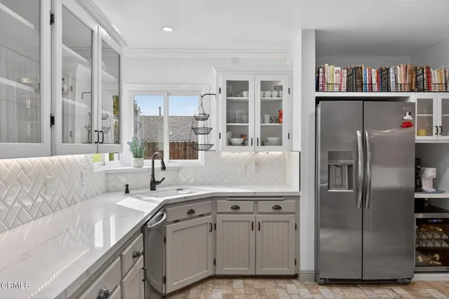 $1,333,000 | 366 Court Avenue, Ventura, CA 93003