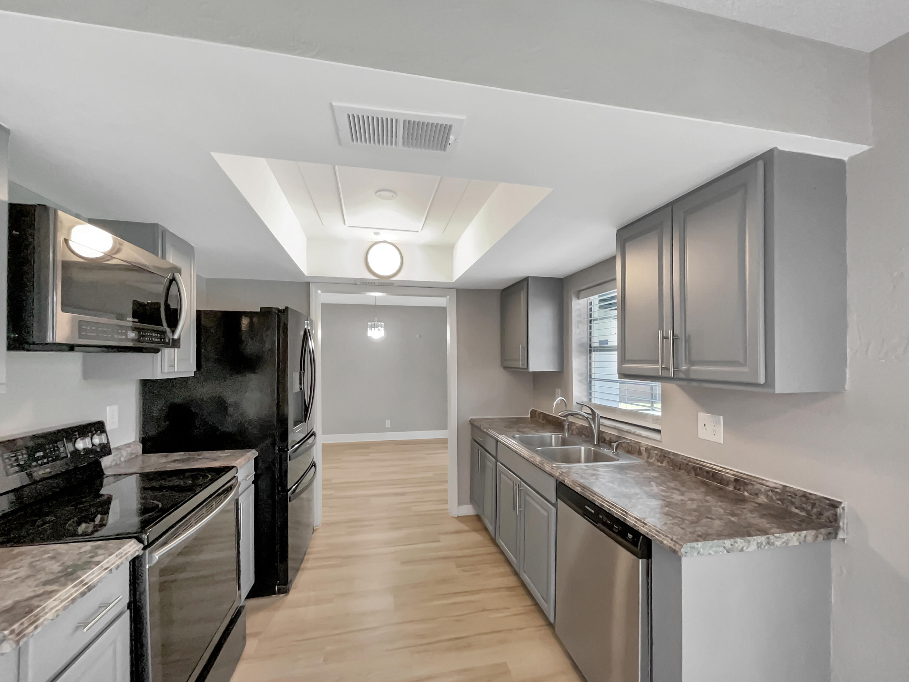 8816 Southwest 11th Street Boca Raton, FL 33433 - Photo 7 of 33 photo_06
