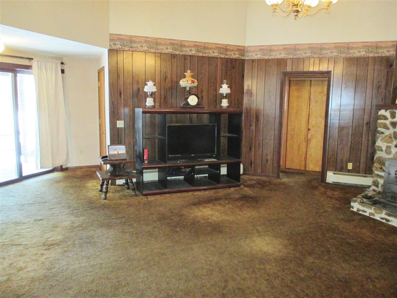 15 Pink Street Rochester, NH 03867 - Photo 8 of 19