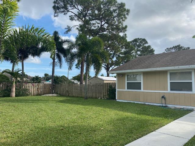 4888 Canton Road Lake Worth, FL 33463 - Photo 21 of 21 Side front yard