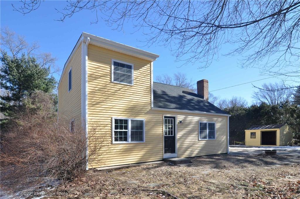 208 Sawmill Road Glocester, RI 02814 - Photo 2 of 34