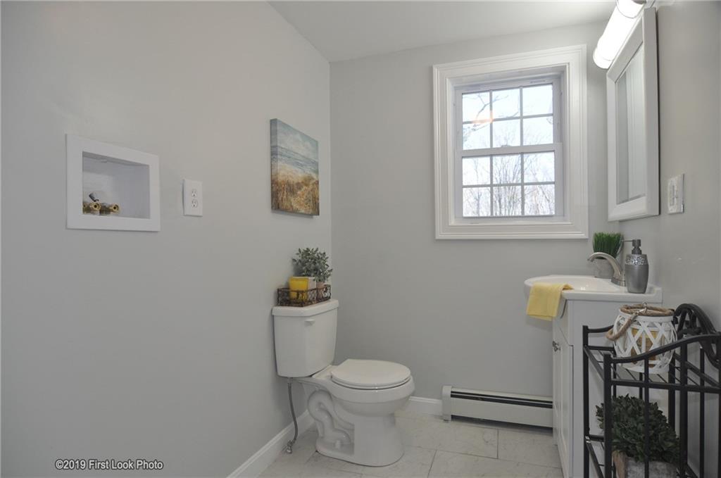 208 Sawmill Road Glocester, RI 02814 - Photo 7 of 34