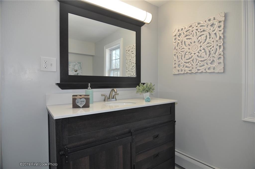 208 Sawmill Road Glocester, RI 02814 - Photo 8 of 34