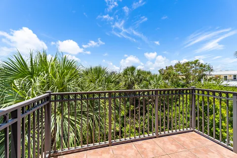$889,000 | 605 Del Sol Circle, Tequesta, FL 33469