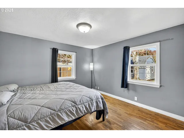 $599,900 | 318 Northeast 9th Avenue, Canby, OR 97013