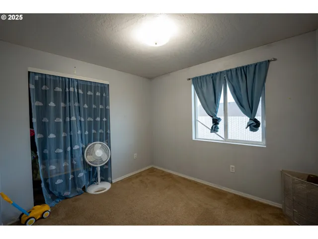 $254,900 | 289 Dark Canyon Avenue, Umatilla, OR 97882