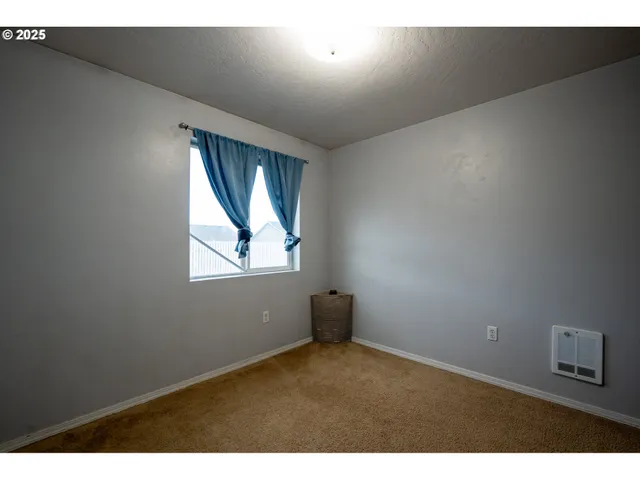 $254,900 | 289 Dark Canyon Avenue, Umatilla, OR 97882