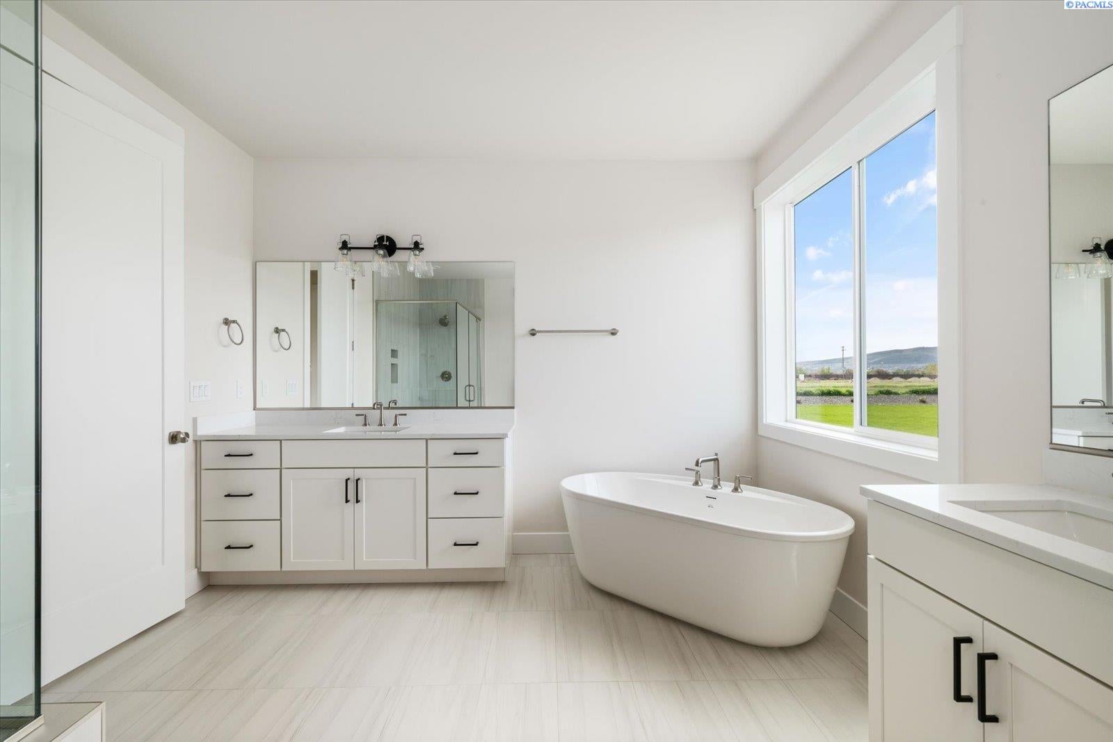12702 Clark Frk Road Pasco, WA 99301 - Photo 21 of 45 Gallery Image 21