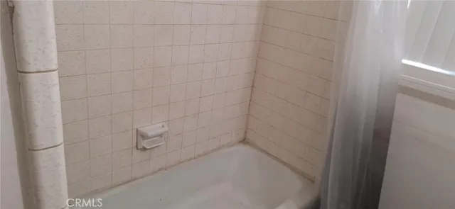 a close up of a bathtub