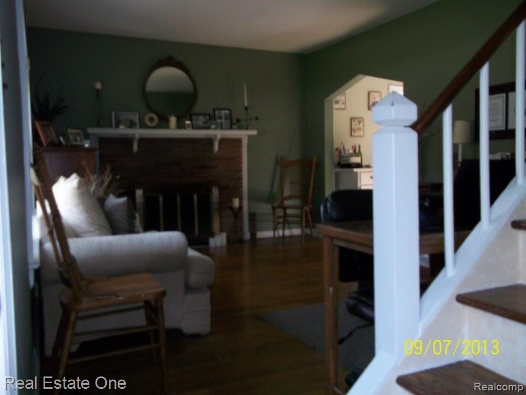 19521 Midway Road Southfield, MI 48075 - Photo 22 of 32 100_0177.jpg,100_0177.jpg,100_01