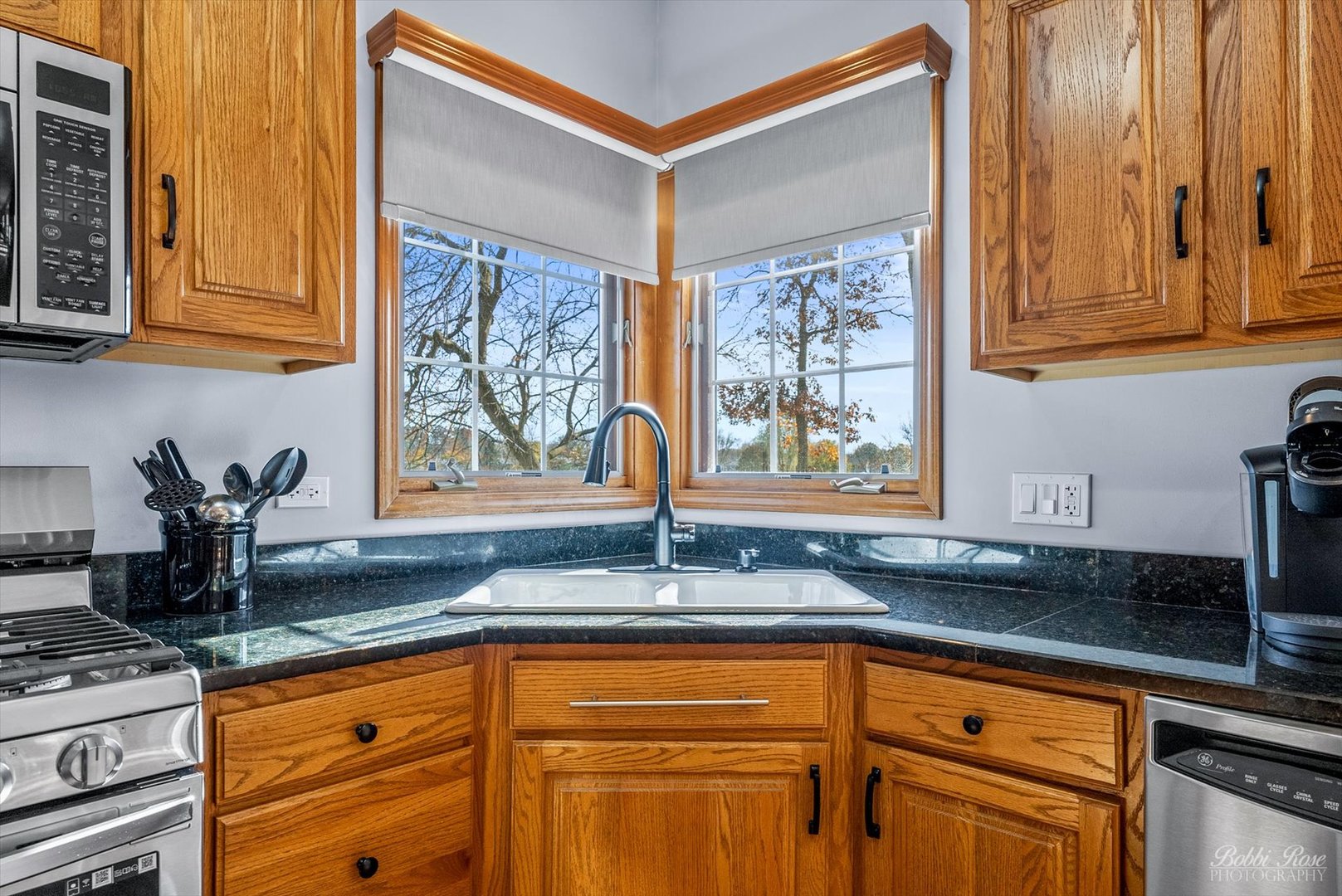 256 Devon Avenue Bartlett, IL 60103 - Photo 17 of 59