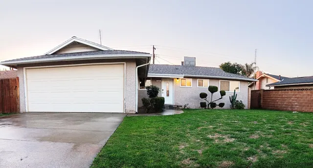 $349,000 | 4461 North Manila Avenue, Fresno, CA 93727
