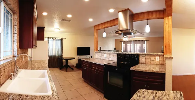 $349,000 | 4461 North Manila Avenue, Fresno, CA 93727